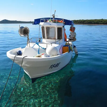 Lastin Dvor Pensión 3*