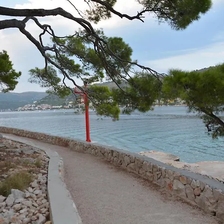 Guest house Lastin Dvor Rogoznica (Sibenik-Knin)