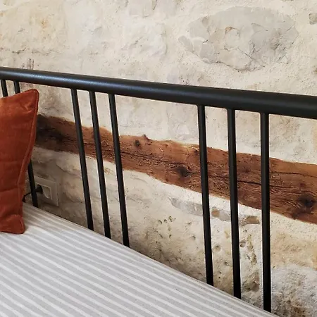 Pensión Lastin Dvor Rogoznica (Sibenik-Knin)