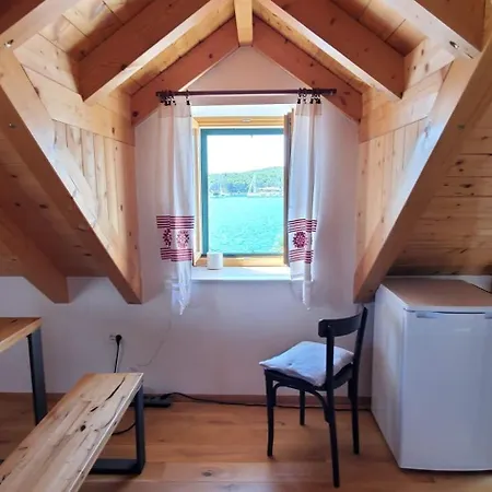 Lastin Dvor Guest house