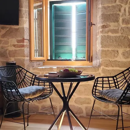 Pensión Lastin Dvor