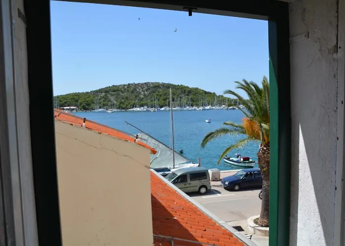 Lastin Dvor Rogoznica (Sibenik-Knin)