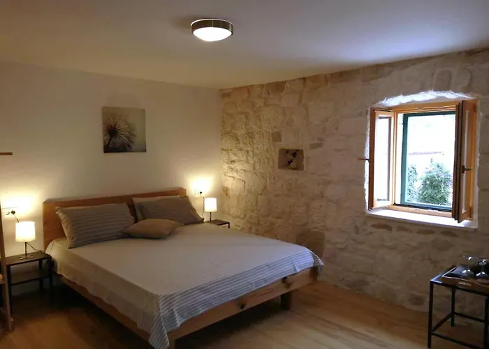 Lastin Dvor Guest house Rogoznica (Sibenik-Knin)