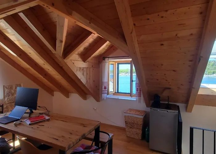 Guest house Lastin Dvor Rogoznica (Sibenik-Knin)