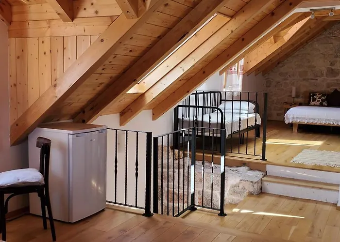 Lastin Dvor Guest house Rogoznica (Sibenik-Knin)