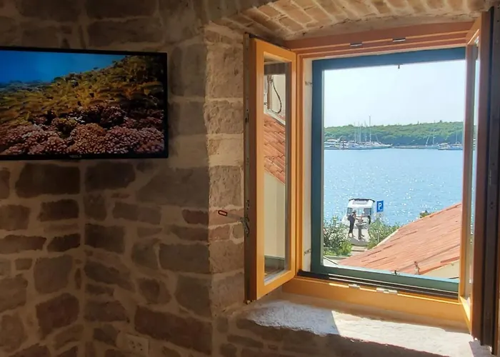 Gasthuis Lastin Dvor Rogoznica (Sibenik-Knin)