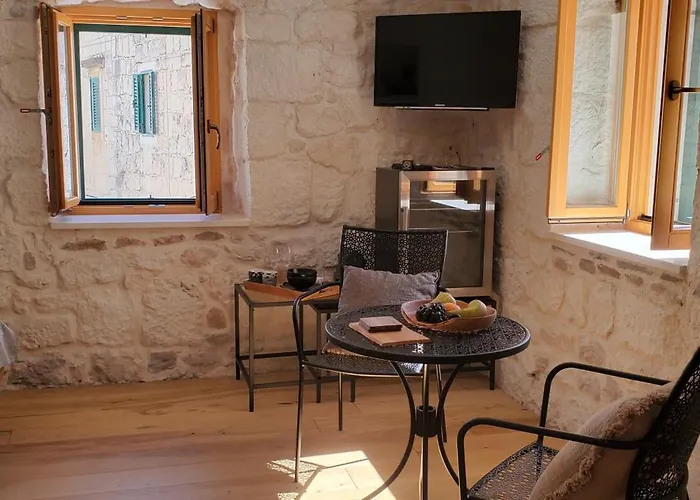 Lastin Dvor Guest house